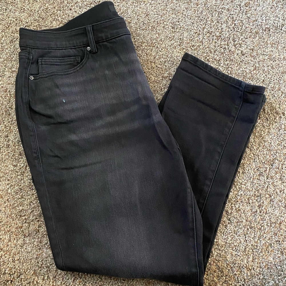 Lulaloe size 38 jean NWOT! Great condition:)